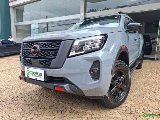 NISSAN FRONTIER 2.3 16V TURBO DIESEL PRO4X CD 4X4 AUTOMÁTICO